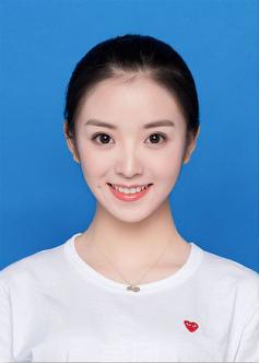 陈露露登记照